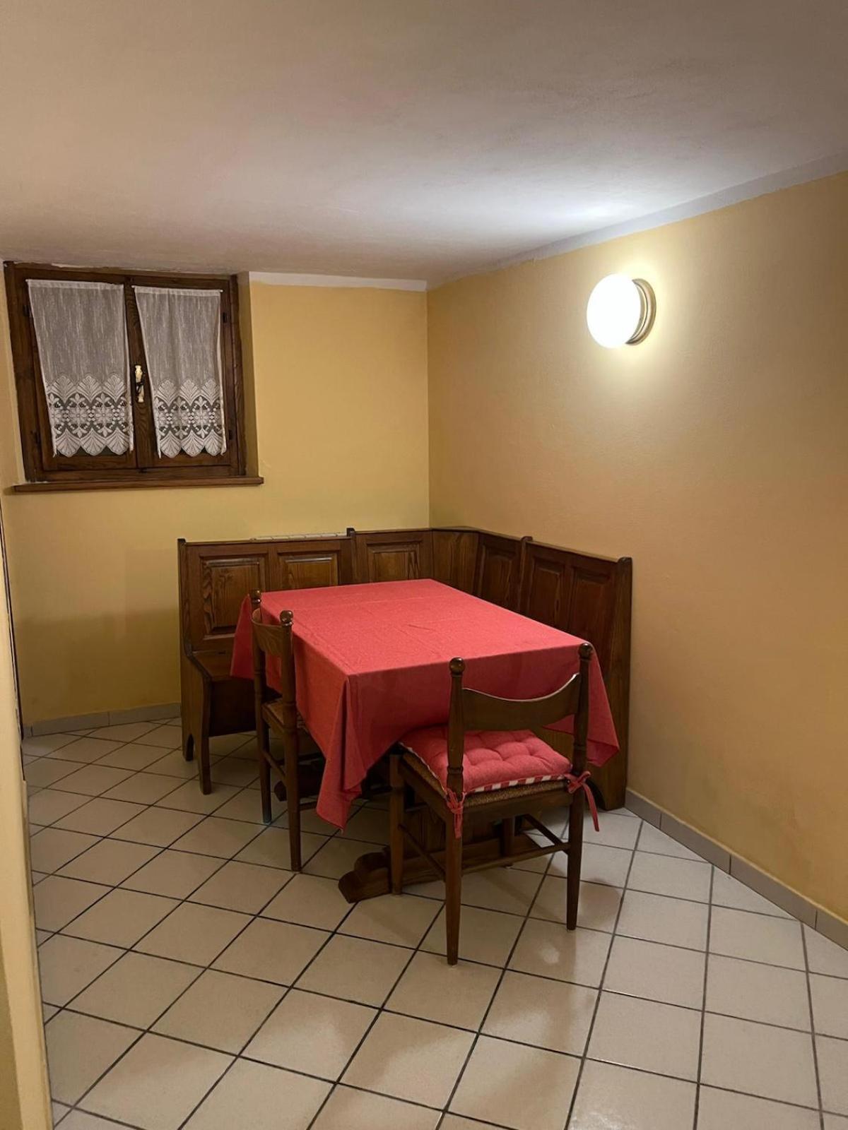 Apartamento Casina Travi Arezzo Habitación foto