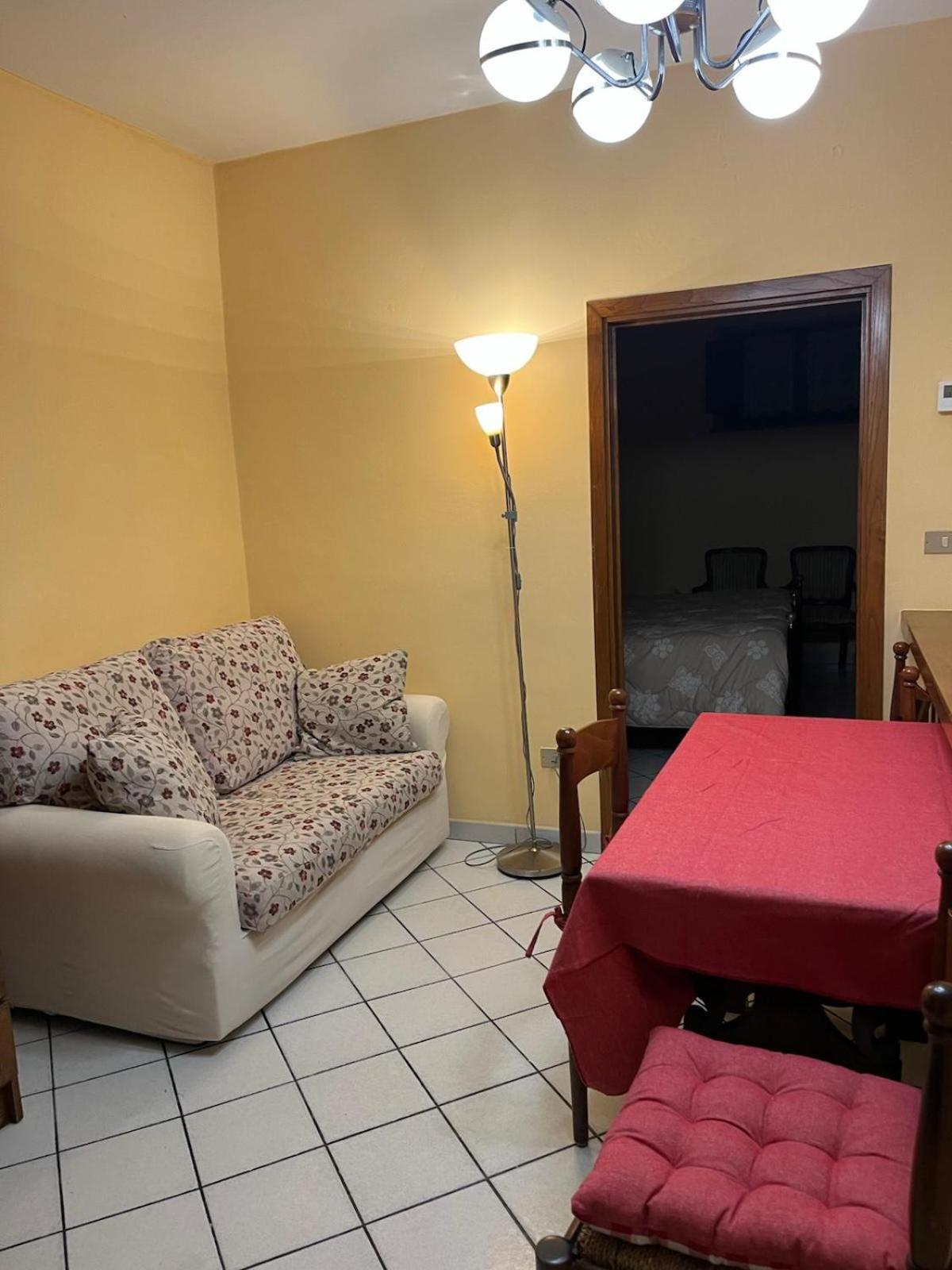Apartamento Casina Travi Arezzo Habitación foto